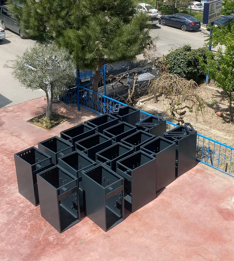 Metal kutu üretimi